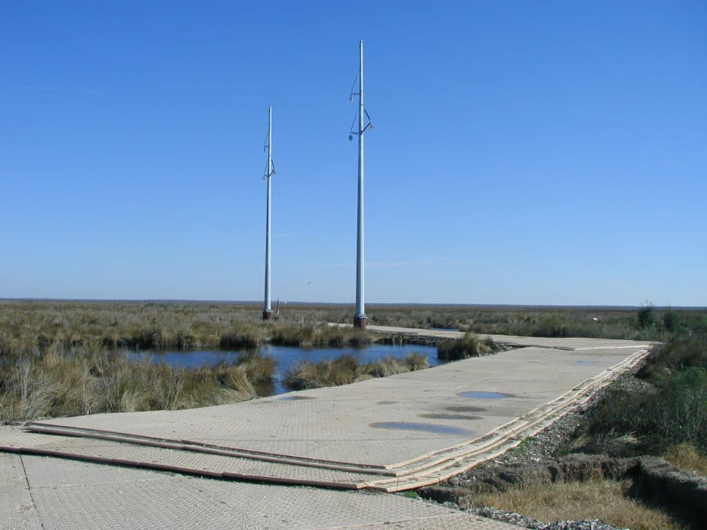 Totem Mats Composite Mats over wetlands